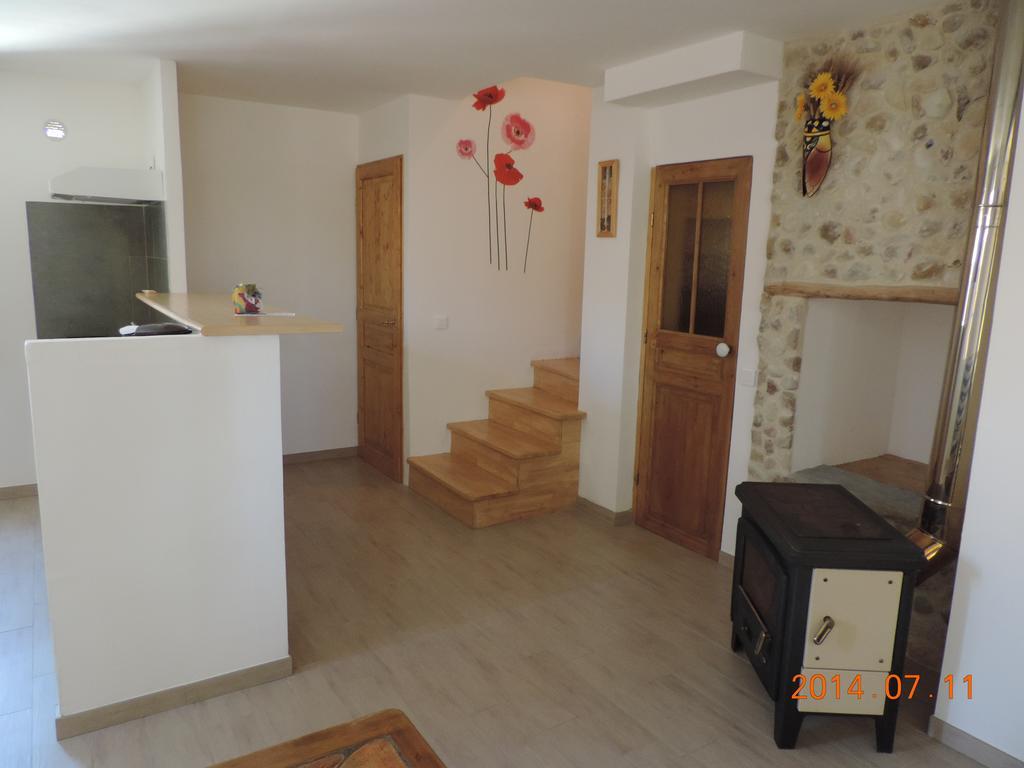 Les Cigales D'Estoublon Apartment Exterior foto